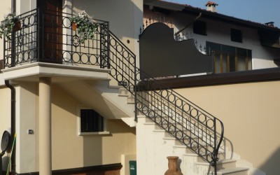 balconi e ringhiere residenziali